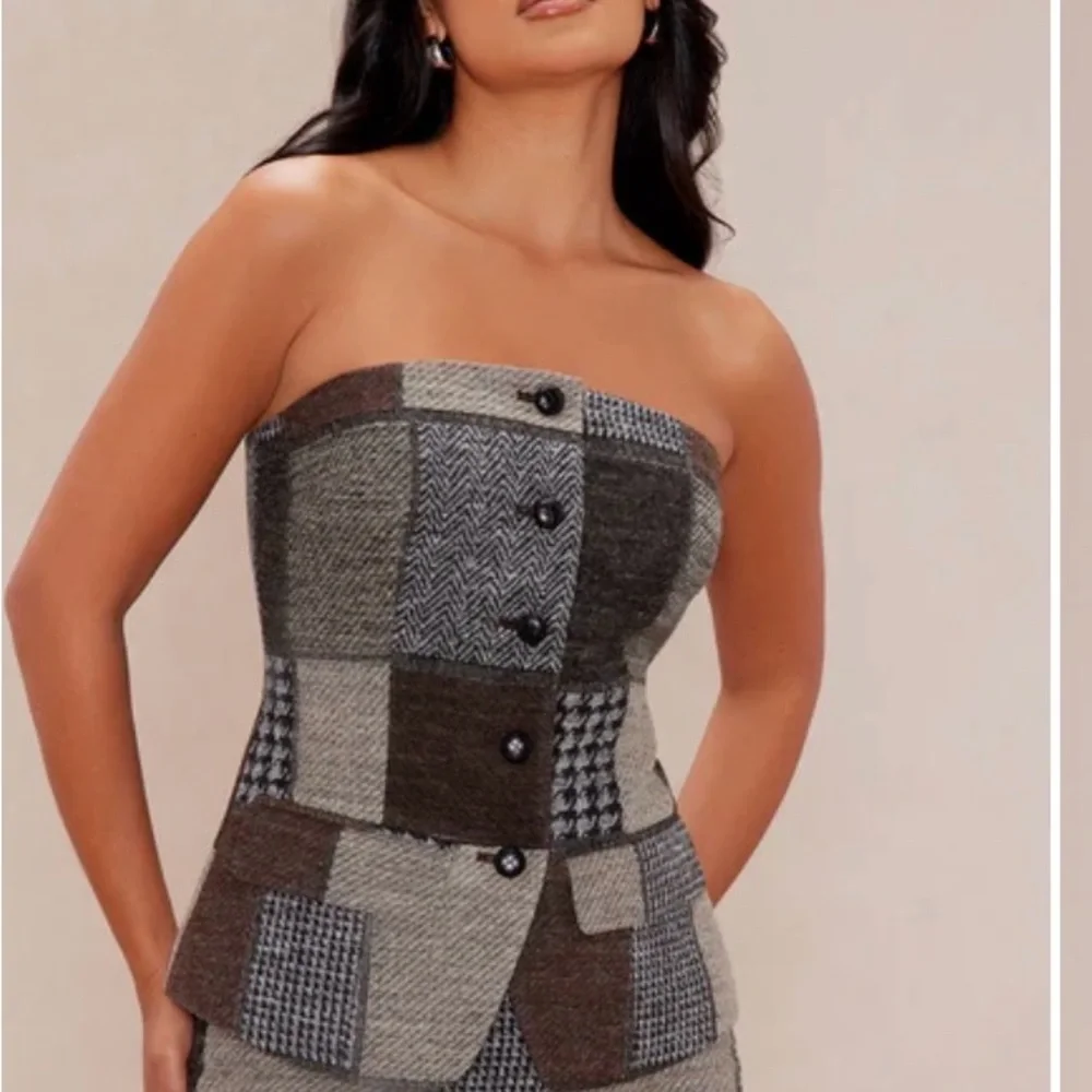 Patchwork Strapless Buttoned Top - Picture 1 of 4
